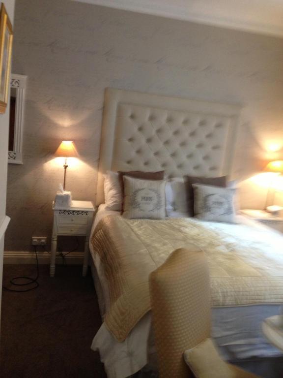 The Hollies Bed & Breakfast Fulford  Room photo